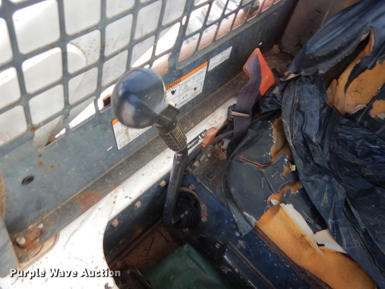 image for item HG9671 2006 Bobcat S250  skid steer loader