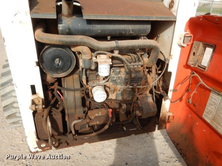 image for item HG9671 2006 Bobcat S250  skid steer loader