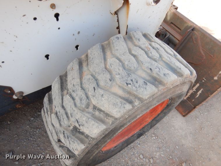 image for item HG9671 2006 Bobcat S250  skid steer loader