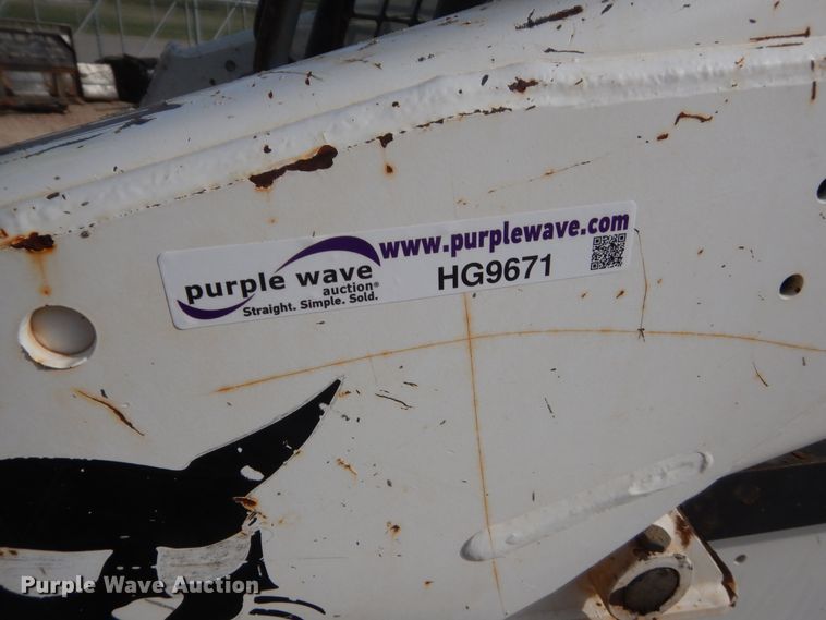 image for item HG9671 2006 Bobcat S250  skid steer loader