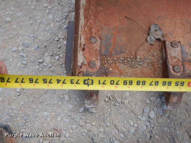 image for item HG9673 2007 Bobcat S250  skid steer loader