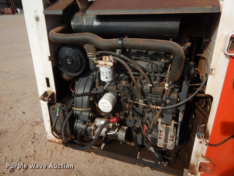 image for item HG9673 2007 Bobcat S250  skid steer loader