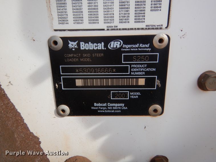 image for item HG9673 2007 Bobcat S250  skid steer loader