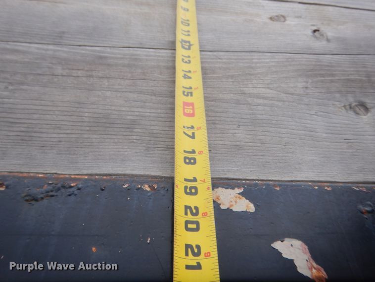 image for item HG9704 1991 International 9400  dump truck