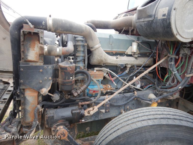 image for item HG9704 1991 International 9400  dump truck