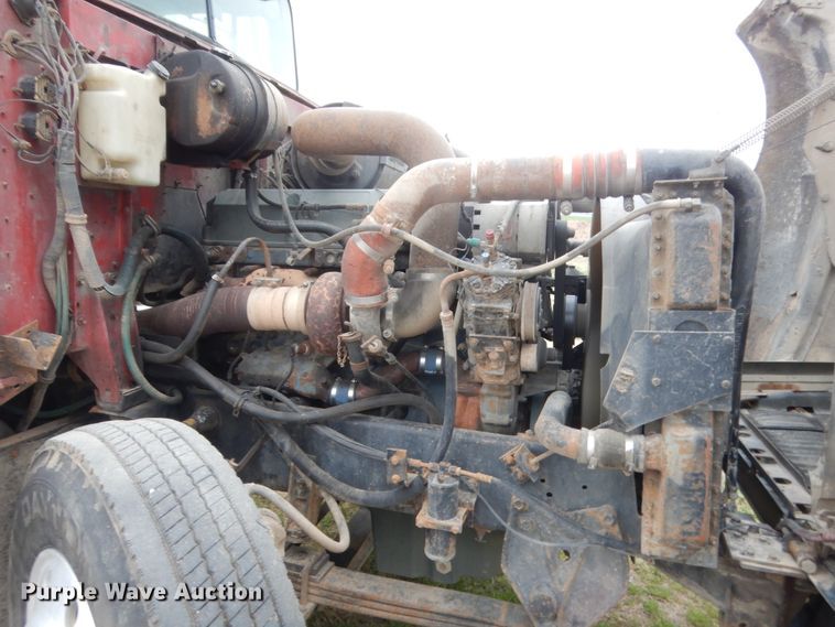 image for item HG9704 1991 International 9400  dump truck