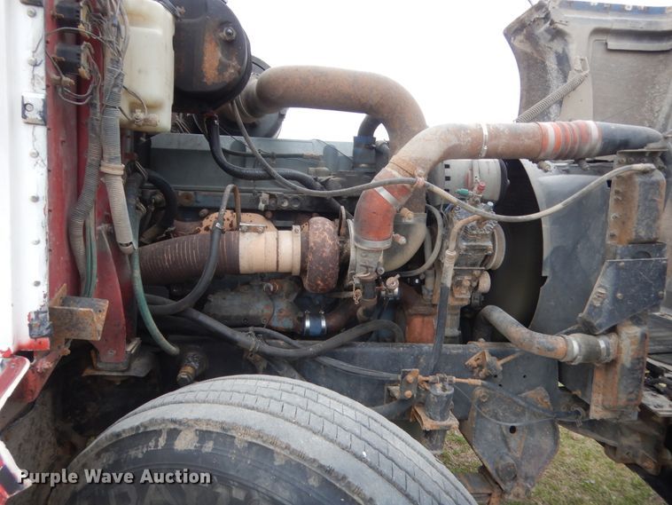 image for item HG9704 1991 International 9400  dump truck