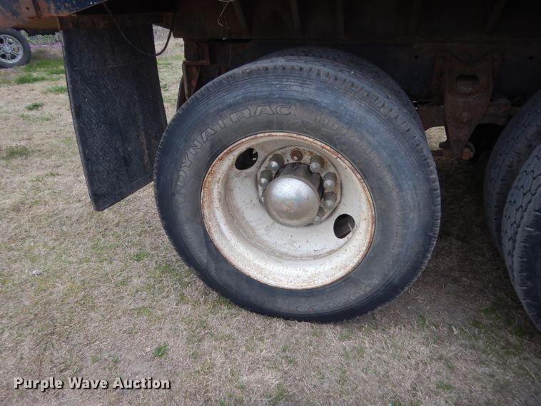 image for item HG9704 1991 International 9400  dump truck