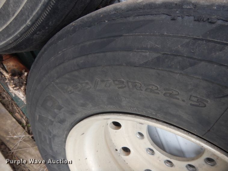 image for item HG9704 1991 International 9400  dump truck