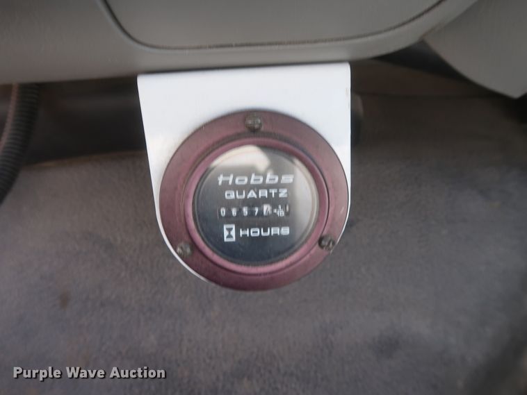 image for item HK9655 2006 Ford F550 Super Duty XL  bucket truck