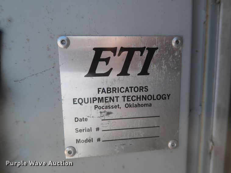 image for item HK9655 2006 Ford F550 Super Duty XL  bucket truck