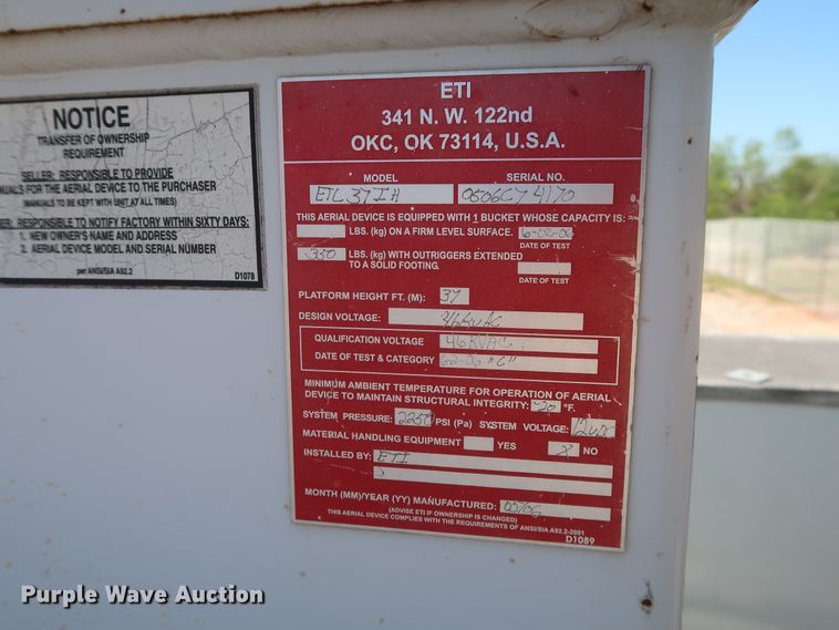 image for item HK9655 2006 Ford F550 Super Duty XL  bucket truck