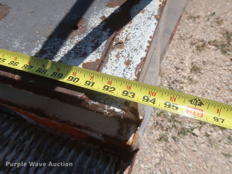 image for item HK9655 2006 Ford F550 Super Duty XL  bucket truck