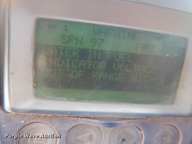 image for item HL9586 2009 International 7400  pressure digger truck