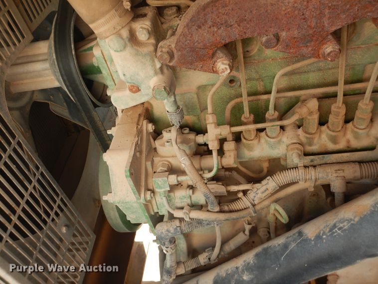 image for item HL9586 2009 International 7400  pressure digger truck