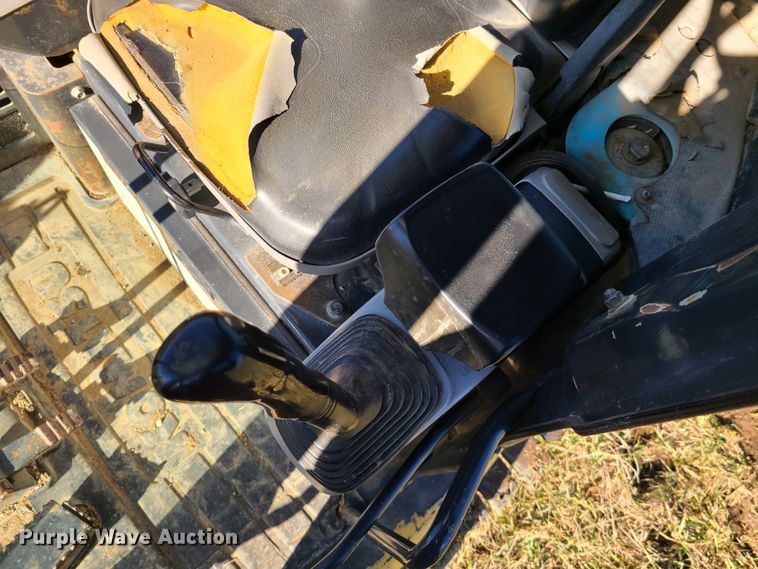 image for item HM9757 Komatsu PC35MR-2  mini excavator