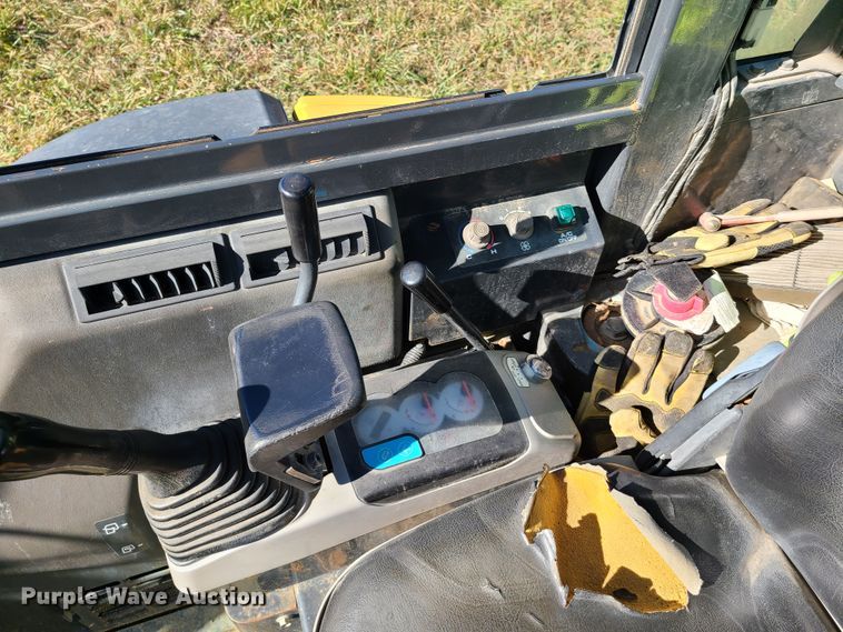 image for item HM9757 Komatsu PC35MR-2  mini excavator