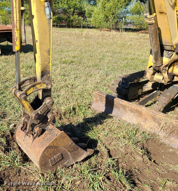 image for item HM9757 Komatsu PC35MR-2  mini excavator