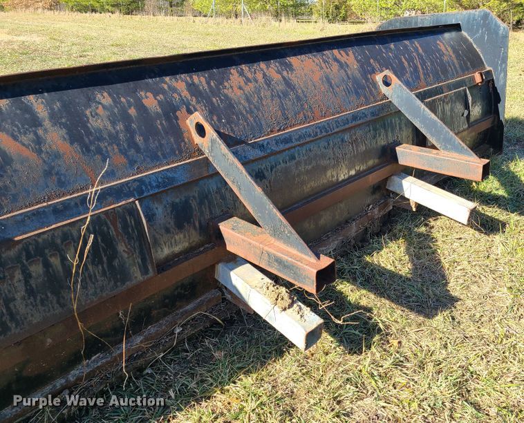 image for item HM9761 Snow pusher