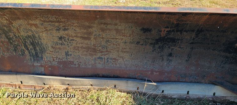 image for item HM9761 Snow pusher