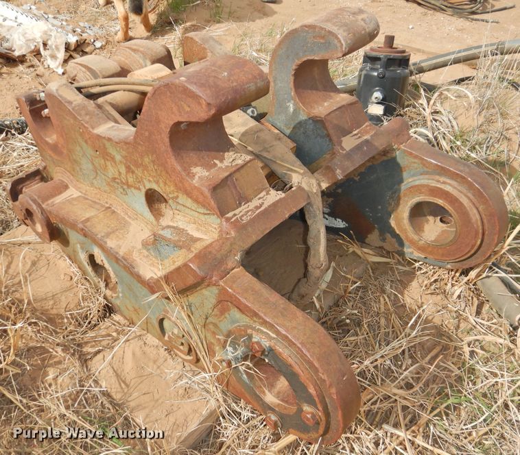 image for item HN9115 Central Fabricators Inc. excavator quick attachment adapter