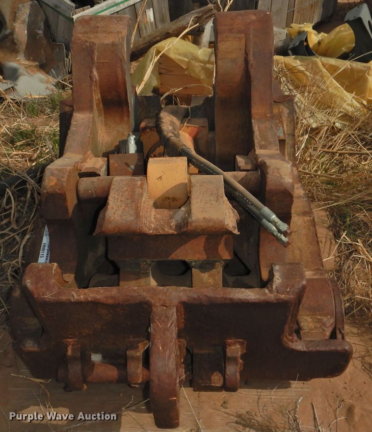 image for item HN9115 Central Fabricators Inc. excavator quick attachment adapter