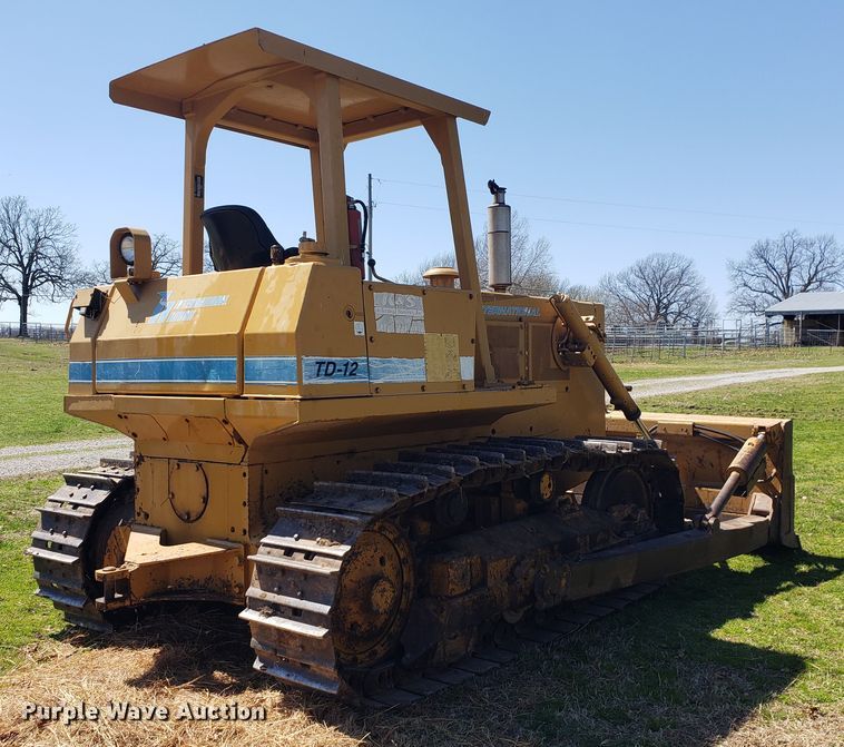 image for item HO9351 1984 International TD12  dozer