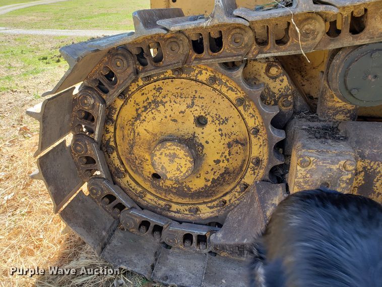 image for item HO9351 1984 International TD12  dozer