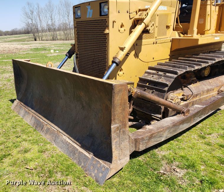 image for item HO9351 1984 International TD12  dozer