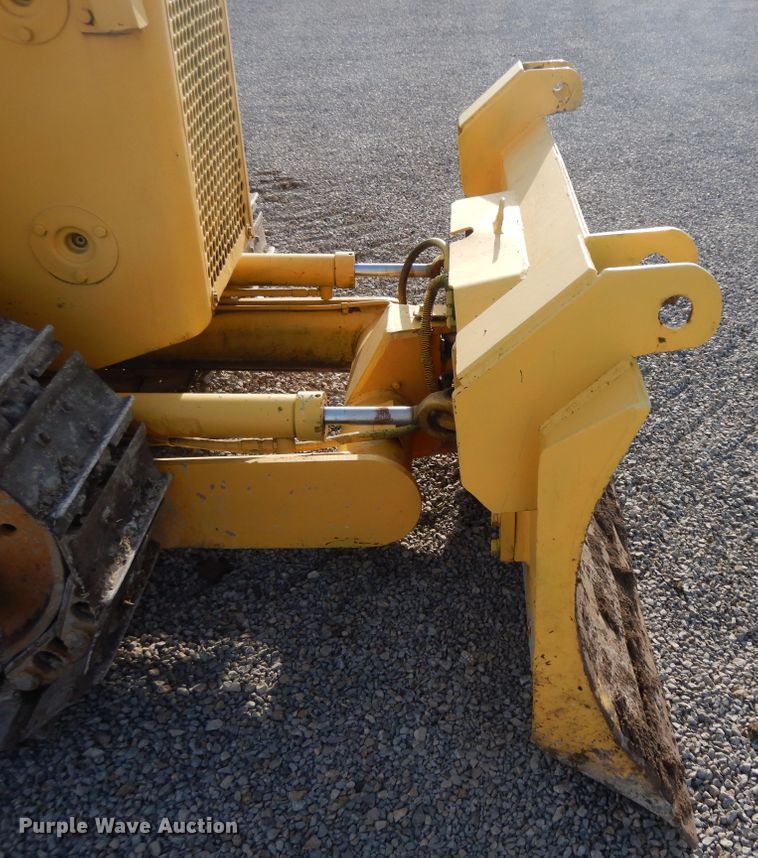 image for item HO9353 1986 International TD7E  dozer
