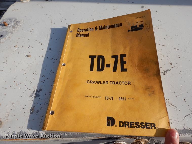 image for item HO9353 1986 International TD7E  dozer