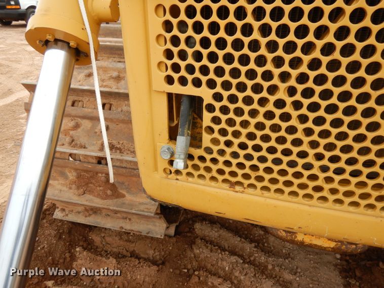 image for item HR9037 International TD20E  dozer