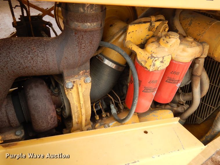 image for item HR9037 International TD20E  dozer