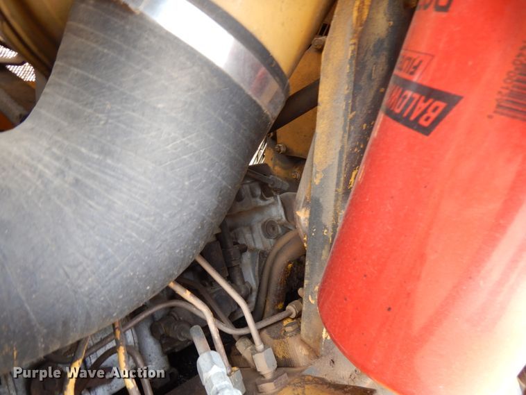 image for item HR9037 International TD20E  dozer