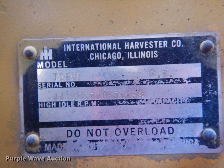 image for item HR9037 International TD20E  dozer