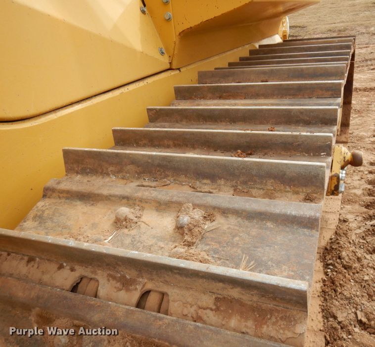 image for item HR9037 International TD20E  dozer