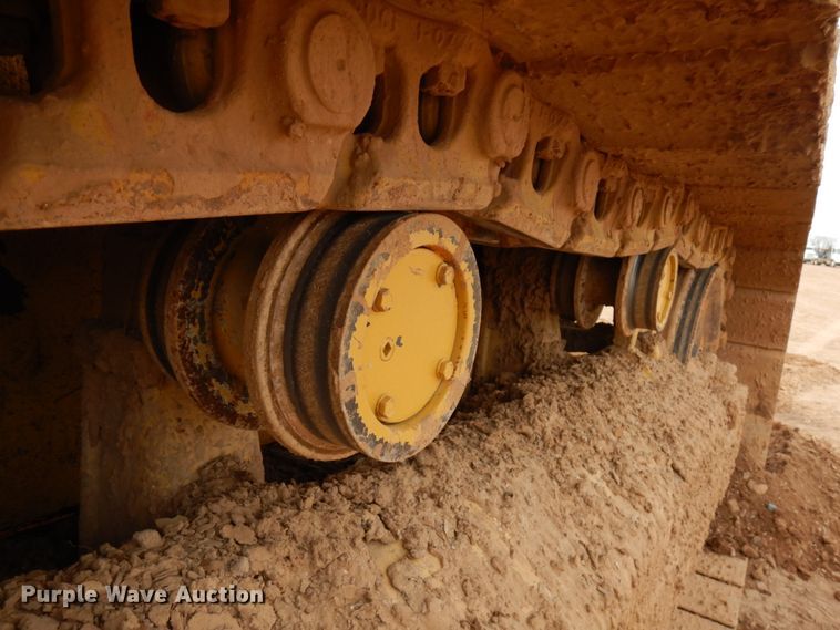 image for item HR9037 International TD20E  dozer