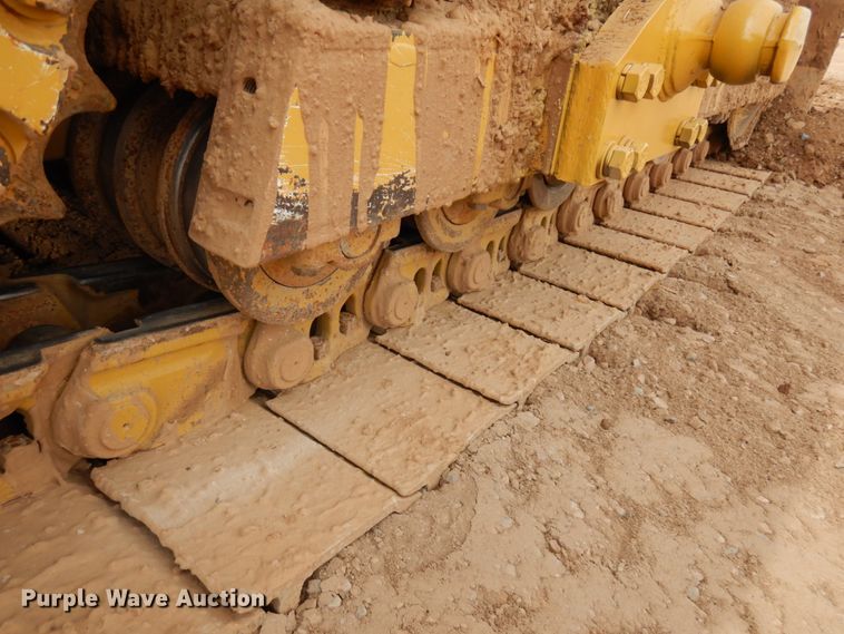 image for item HR9037 International TD20E  dozer