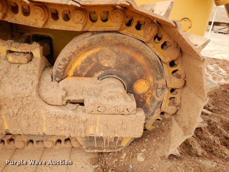 image for item HR9037 International TD20E  dozer