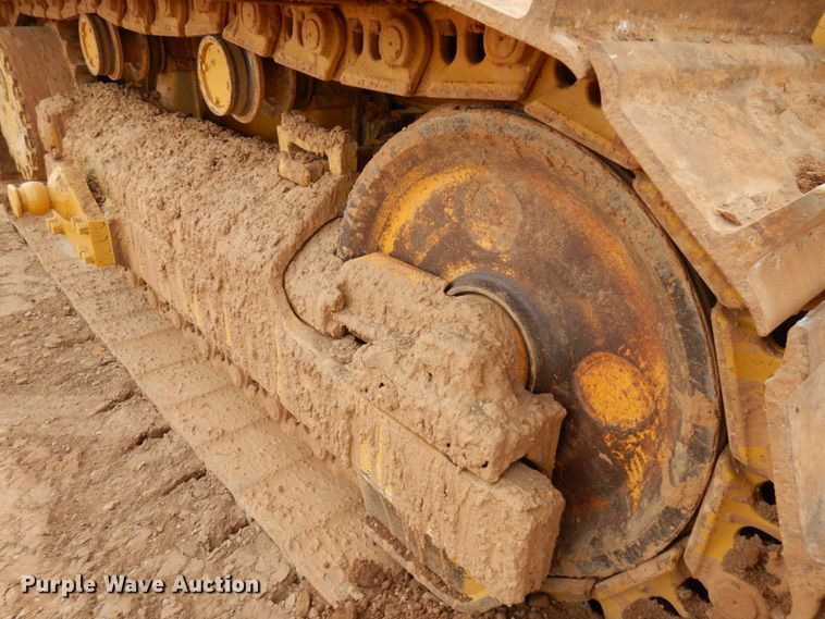 image for item HR9037 International TD20E  dozer