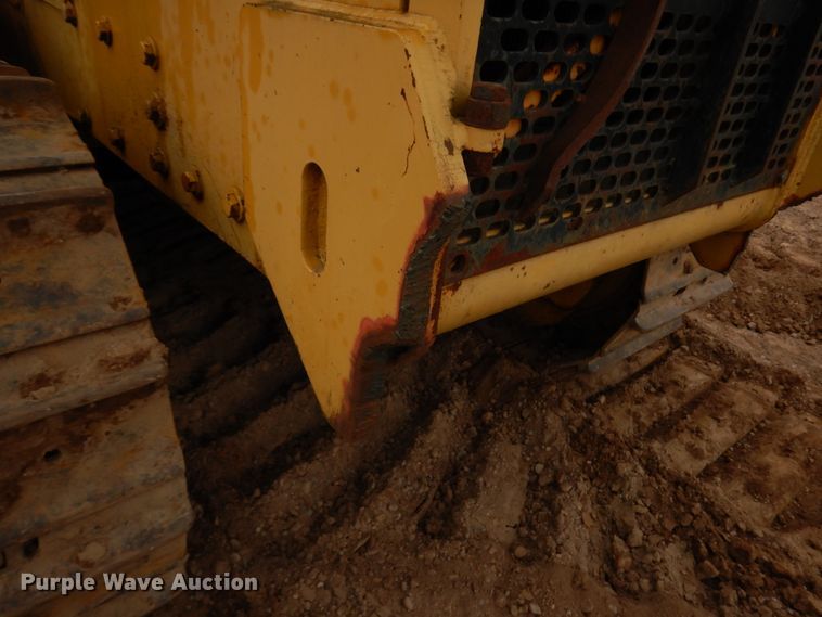 image for item HR9038 1990 John Deere 850B  dozer