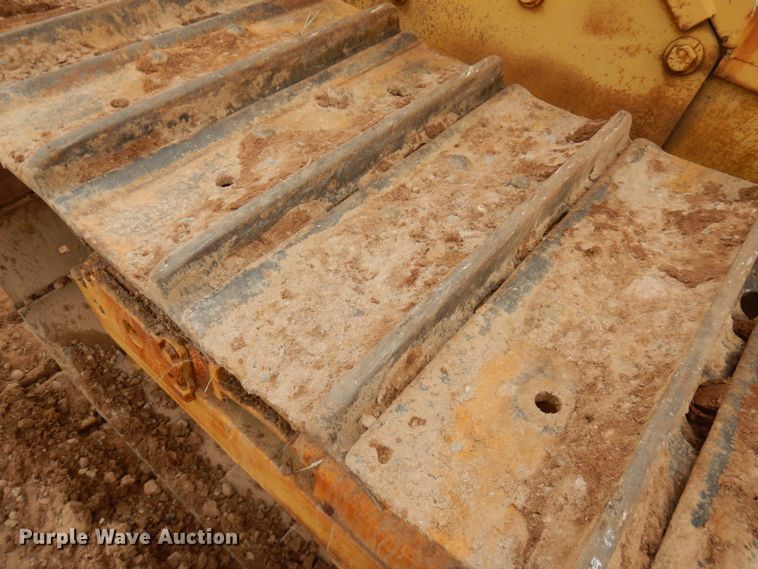 image for item HR9038 1990 John Deere 850B  dozer