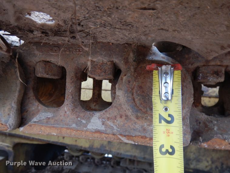 image for item HR9038 1990 John Deere 850B  dozer