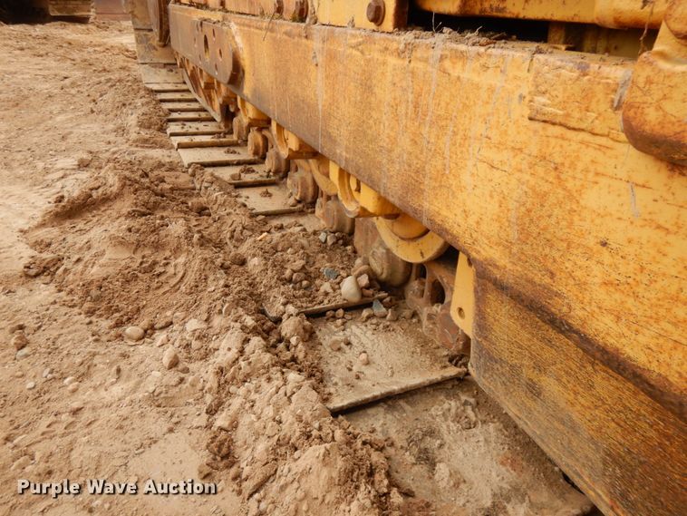 image for item HR9038 1990 John Deere 850B  dozer