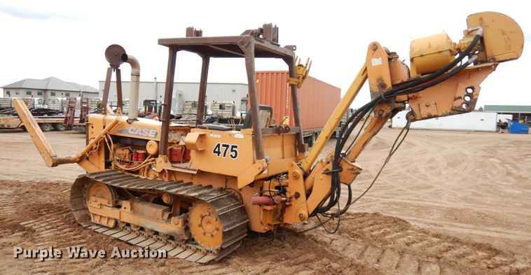 image for item HR9039 1976 Case 475  cable plow