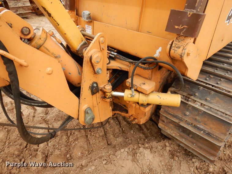 image for item HR9039 1976 Case 475  cable plow