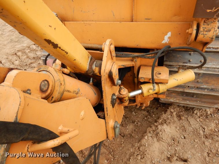 image for item HR9039 1976 Case 475  cable plow