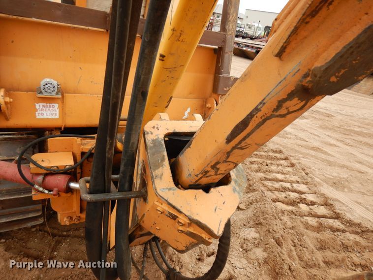 image for item HR9039 1976 Case 475  cable plow