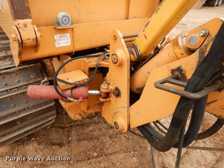 image for item HR9039 1976 Case 475  cable plow