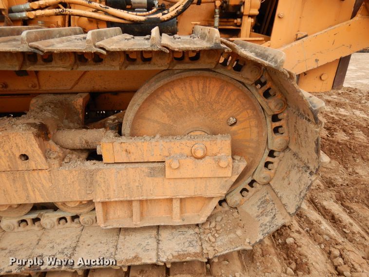 image for item HR9039 1976 Case 475  cable plow